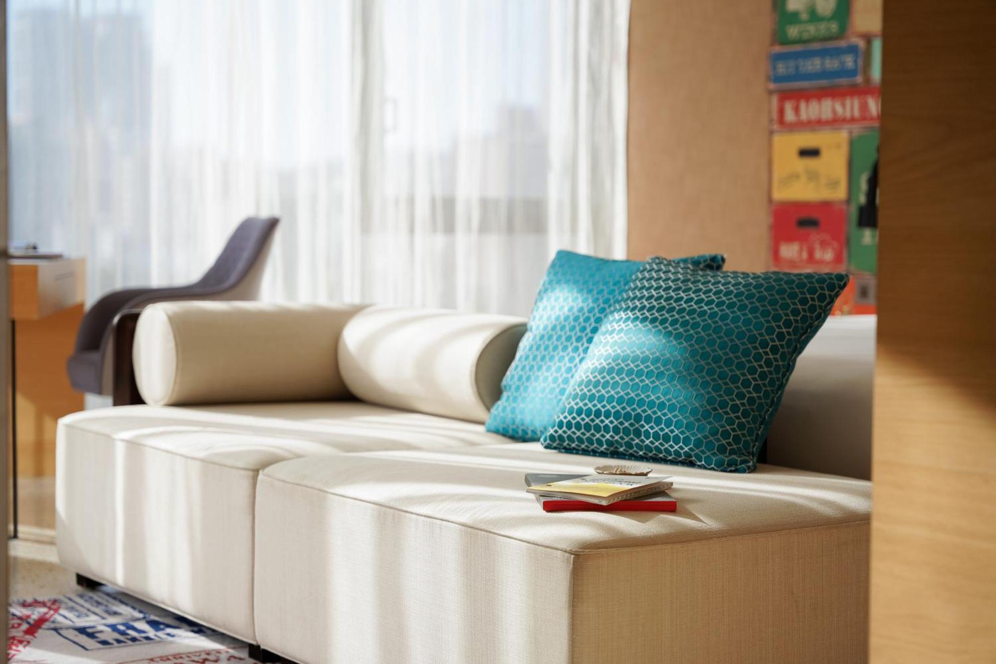 Hotel Indigo Kaohsiung Central Park By Ihg Luaran gambar A sofa